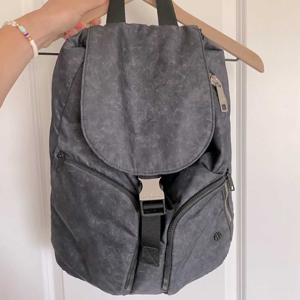 lululemon carry onward rucksack backpack
